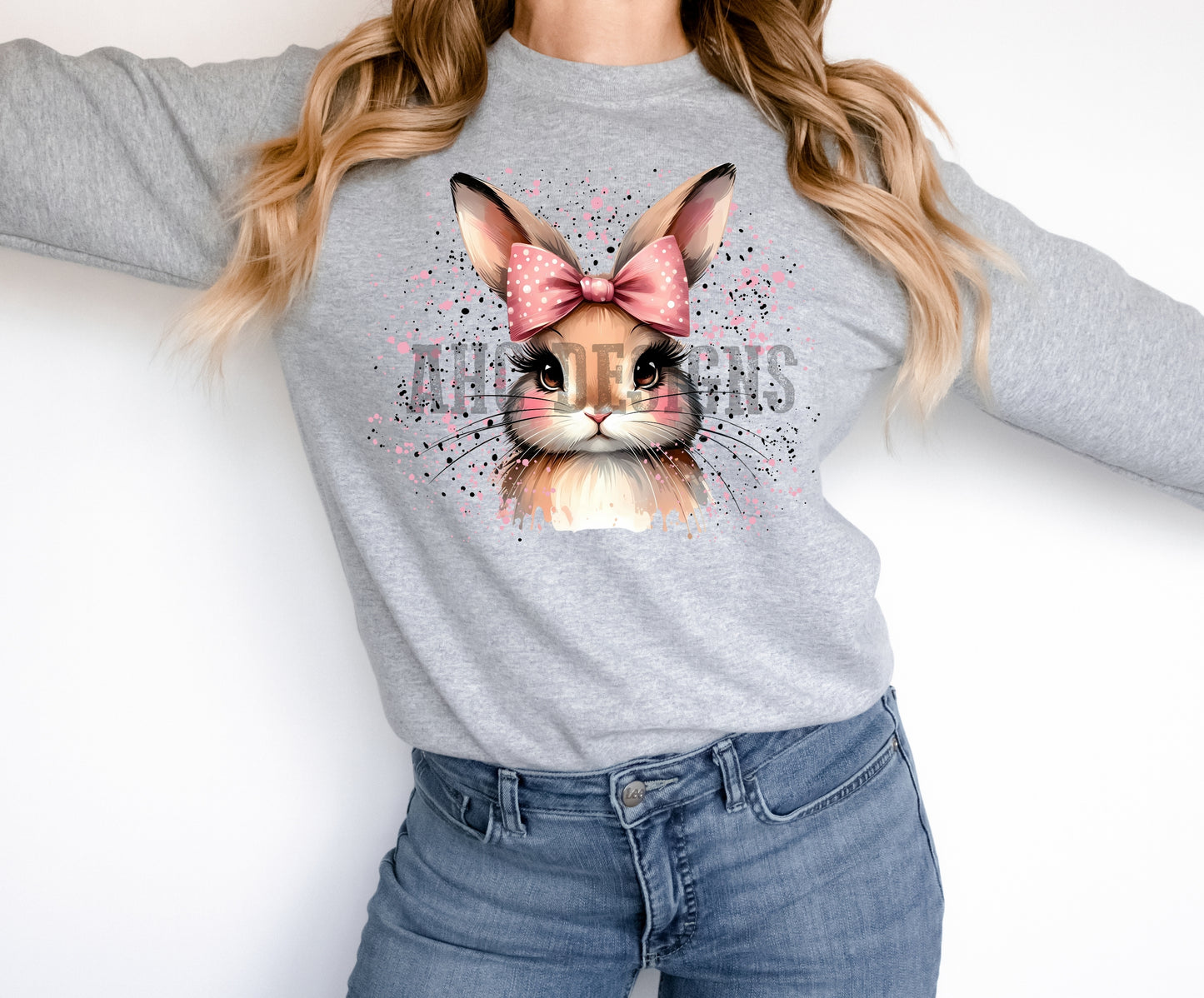 Cute Bunny Crewneck Sweatshirt with Bow - Perfect for Spring Celebrations