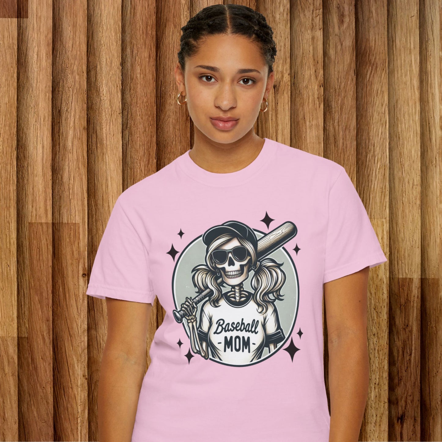 Baseball Mom Skeleton Shirt, Funny and Spooky Baseball Mom Gift, Gothic Baseball Mom Tee, Halloween Baseball Mom Shirt