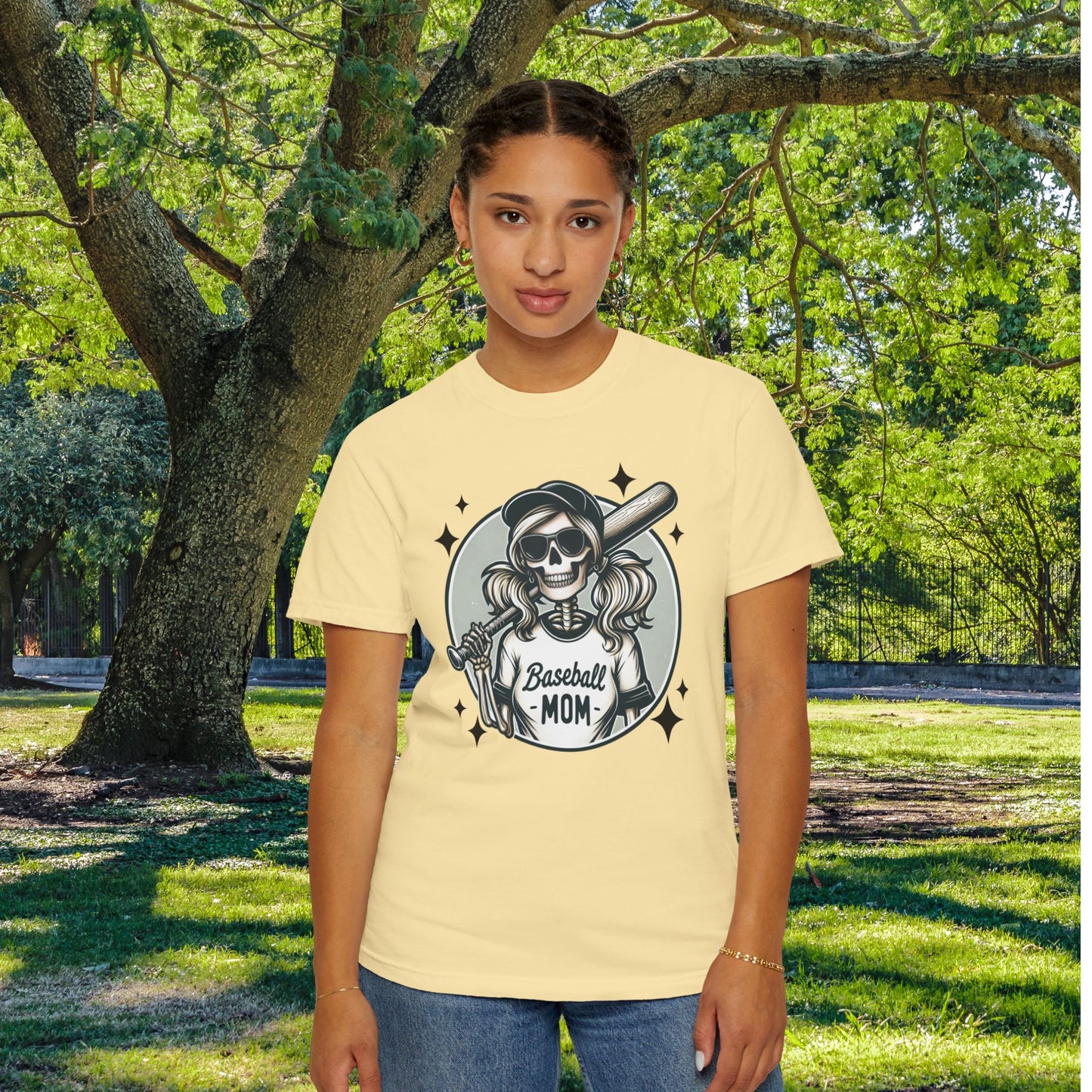 Baseball Mom Skeleton Shirt, Funny and Spooky Baseball Mom Gift, Gothic Baseball Mom Tee, Halloween Baseball Mom Shirt